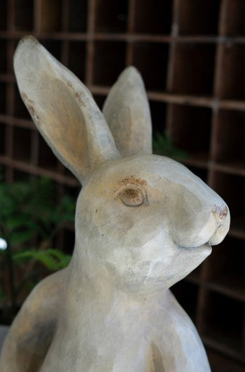 Faux Concrete Rabbit Shelf Sitter